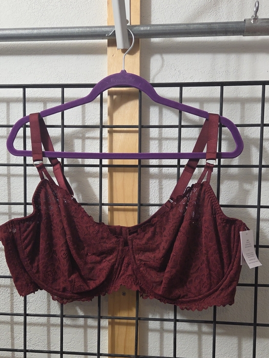 Auden Other - **Auden Lace Underwire Bra - Burgundy Wine